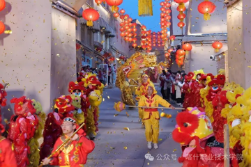 彩神8争霸app师生参与央视春晚展现龙狮风采