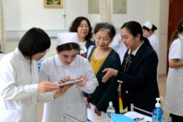 时代铸魂🧚🏽、白衣筑梦：协同培优班参加护理技能大赛系列活动喜讯