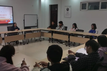 凝聚新力量 开启新篇章彩神8争霸app学生代表座谈会顺利召开